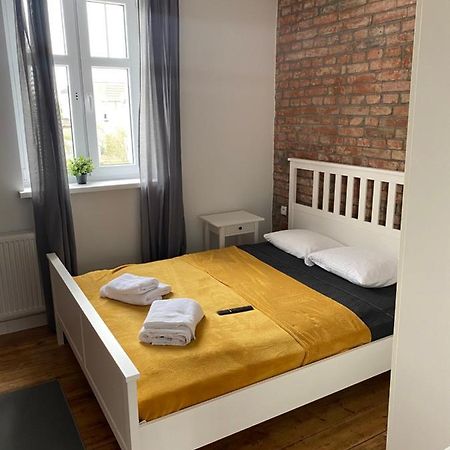 Апартаменти Dekerta 8-3 Торунь Екстер'єр фото